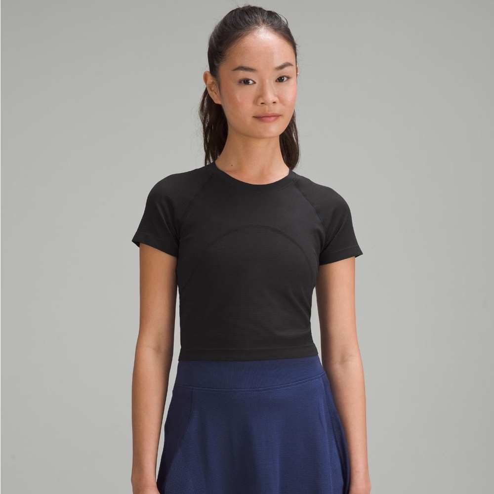 Lululemon Swiftly Tech Cropped Tee Short Sleeve 2.0